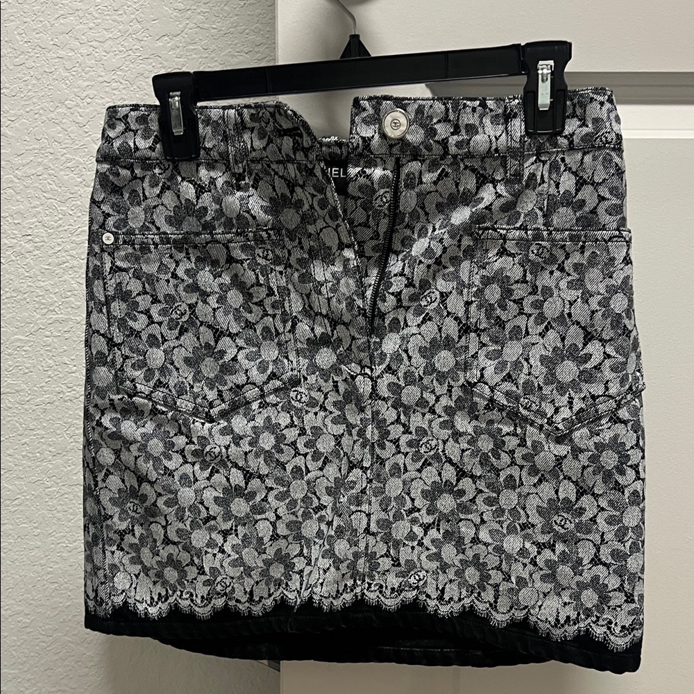 Chanel Floral Lace Black and White Skirt